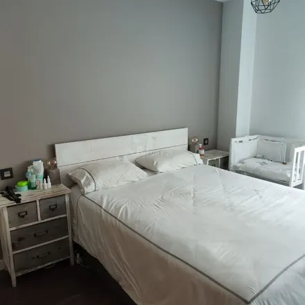 Rent this 2 bed apartment on Cristal Box in Carretera de Majadahonda, 28660 Boadilla del Monte