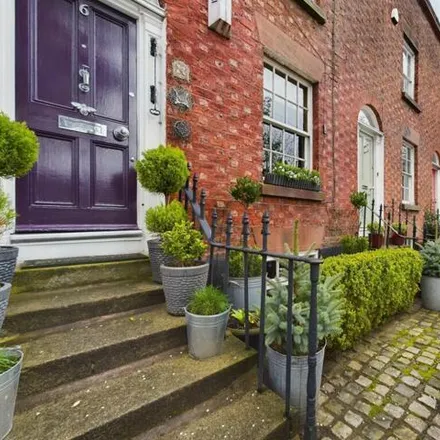 Buy this 3 bed townhouse on St. James United Church in High Street, Liverpool