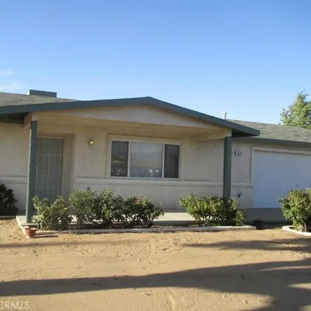 Rent this 2 bed house on 16676 Elm Street in Hesperia, CA 92345