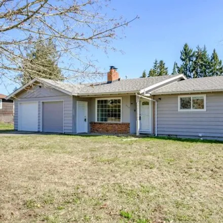 Buy this 3 bed house on 270 49th Avenue Southeast in Marion County, OR 97317