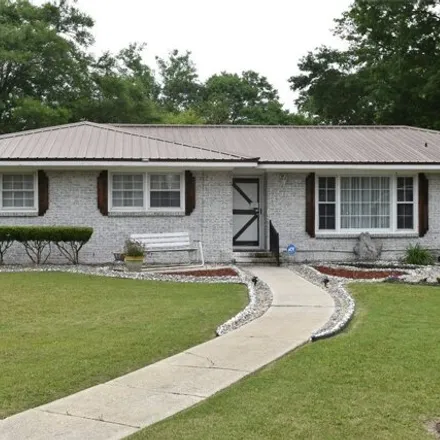 Buy this 4 bed house on 590 Lagrand Drive in Miriam Heights, Dothan