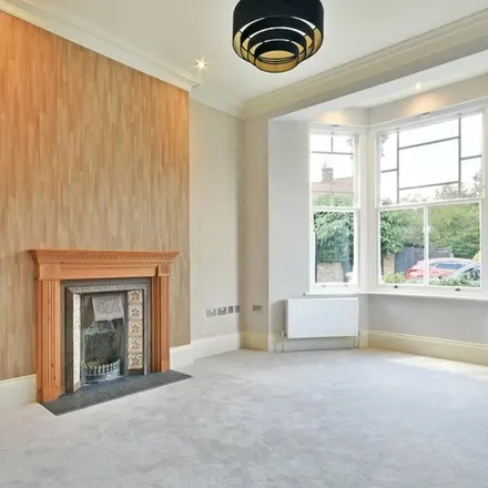 Image 3 - 22 Montrose Avenue, London, NW6 6NR, United Kingdom - Townhouse for rent