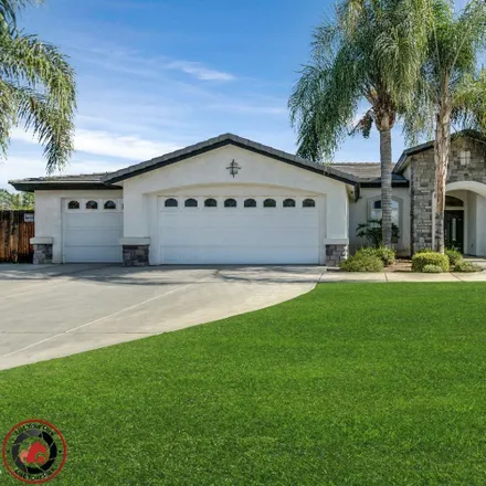 Buy this 4 bed house on 12510 Hawaii Lane in Bakersfield, CA 93312