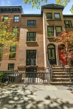 Rent this 4 bed townhouse on 12 Tompkins Place in New York, NY 11231