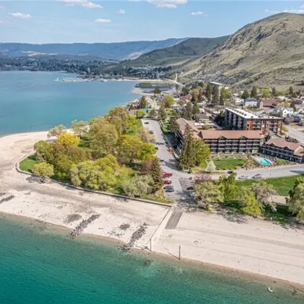 Buy this 2 bed condo on Lakeside Lodge & Suites in 2321 West Woodin Avenue, Chelan