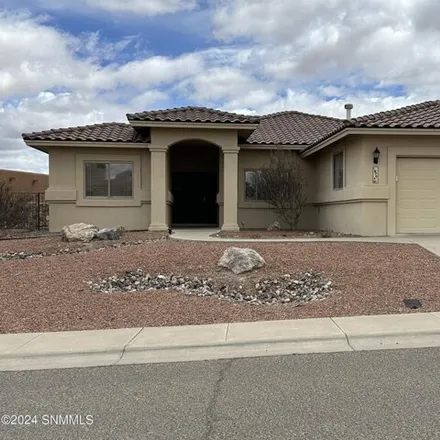 Buy this 3 bed house on 1866 Palm Canyon Drive in Las Cruces, NM 88011