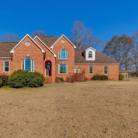 Buy this 4 bed house on 112 Round Forest Drive in Clanton, Chilton County
