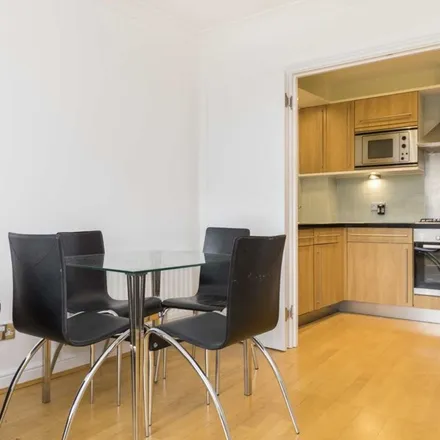 Image 4 - 25 Percy Circus, London, WC1X 9EU, United Kingdom - Apartment for rent
