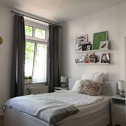 Rent this 1 bed apartment on Linienstraße 47 in 40227 Dusseldorf, Germany
