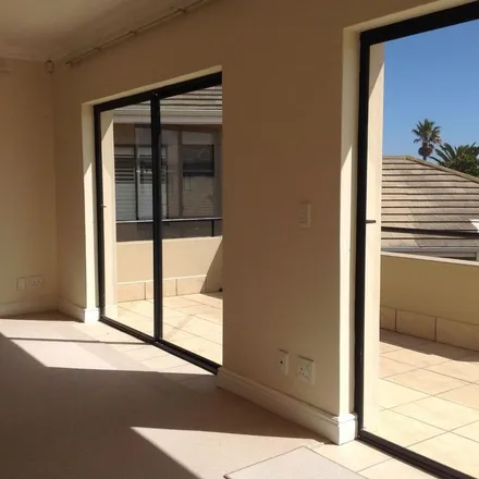 Image 1 - Milnerton Golf Club, Norwood Road, Milnerton, 2251, South Africa - Apartment for rent