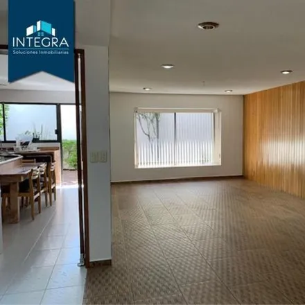 Buy this 4 bed house on Calle Cuitláhuac in Tlalpan, 14070 Mexico City