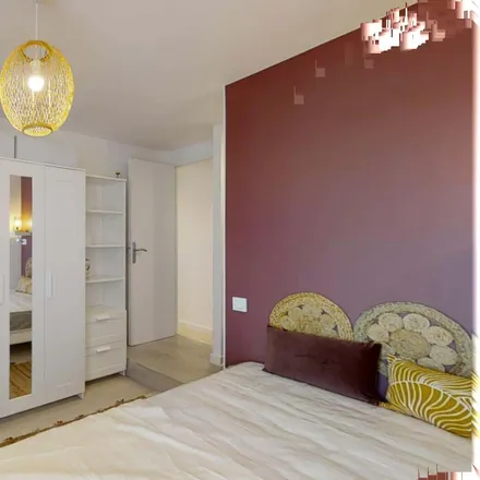 Rent this 1 bed room on 8 Rue René Duguay-Trouin in 31400 Toulouse, France