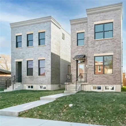 Image 4 - 4232 Norfolk Avenue, St. Louis, MO 63110, USA - House for sale