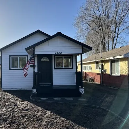 Buy this 2 bed house on 2490 Orchard Avenue in Klamath Falls, OR 97601