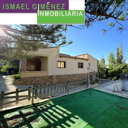 Buy this 4 bed house on 46119 Nàquera / Náquera