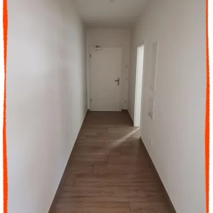 Rent this 3 bed apartment on Innere Schneeberger Straße 2 in 08056 Zwickau, Germany