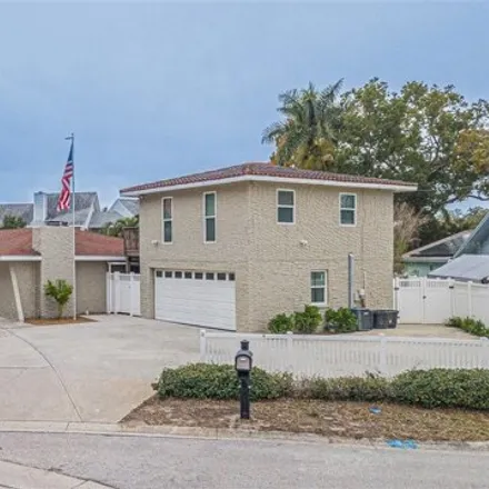 Buy this 5 bed house on 13498 98th Avenue in Pinellas County, FL 33776