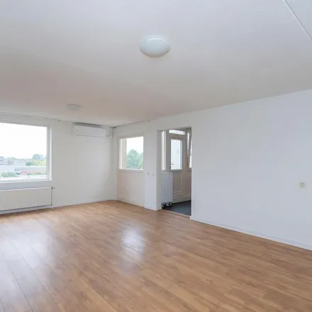 Rent this 3 bed apartment on Olstgracht 111 in 1315 BJ Almere, Netherlands