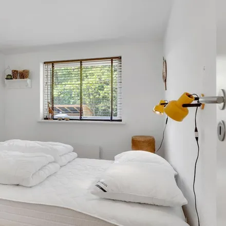 Rent this 5 bed house on Højby in Banehøjvænget, 5792 Årslev