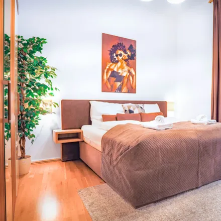 Rent this 3 bed apartment on Zu den drei Raben in Rotgasse, 1010 Vienna