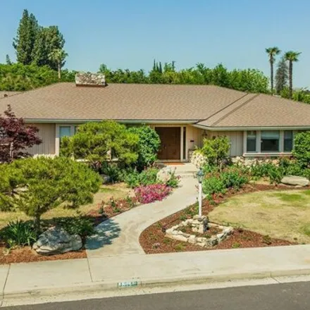 Buy this 4 bed house on 820 West Ponderosa Avenue in Reedley, CA 93654