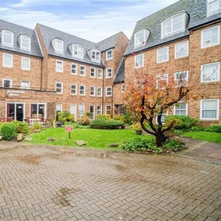 Image 1 - Homechester House, High West Street, Fordington, Dorchester, DT1 1UY, United Kingdom - Room for rent