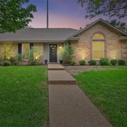 Buy this 3 bed house on 200 Westhill Drive in Hewitt, McLennan County