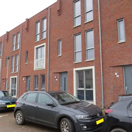 Rent this 5 bed apartment on Medeastraat 5 in 6846 ZA Arnhem, Netherlands