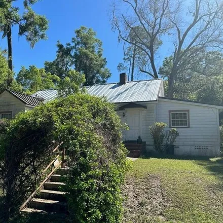 Buy this 3 bed house on Northwest 2nd Avenue in High Springs, Alachua County