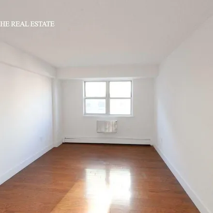 Image 7 - 15 West 116th Street, New York, NY 10026, USA - Apartment for rent