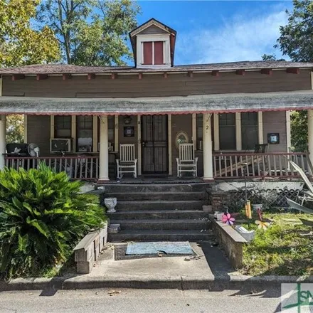 Buy this 3 bed house on 6 Dutton Street in Savannah, GA 31415