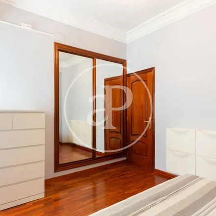 Image 3 - Carrer d'Honorat Juan, 12, 46007 Valencia, Spain - Apartment for rent