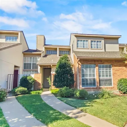 Rent this 3 bed townhouse on 12812 Woodbend Court in Dallas, TX 75243