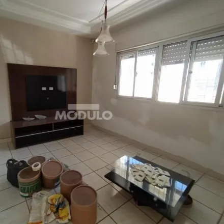 Rent this 3 bed house on Rua Iguaçu in Nossa Senhora das Graças, Uberlândia - MG