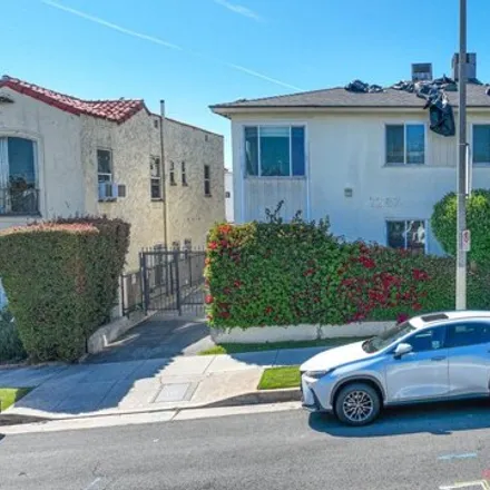 Buy this 7 bed house on 1283 South Cochran Avenue in Los Angeles, CA 90019