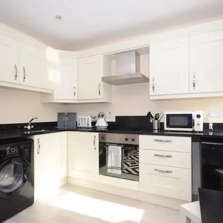 Rent this 1 bed apartment on 30 Eglantine Avenue in Belfast, BT9 6DY