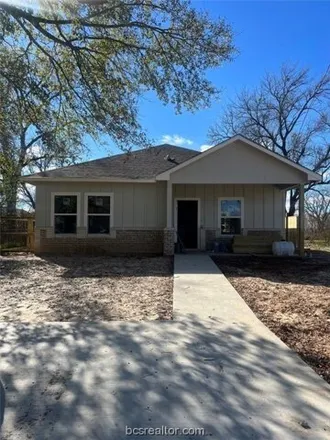 Buy this 3 bed house on 613 Milam Street in Hearne, TX 77859