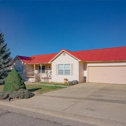 Image 2 - 105 East Spruce Street, Walsenburg, CO 81089, USA - House for sale