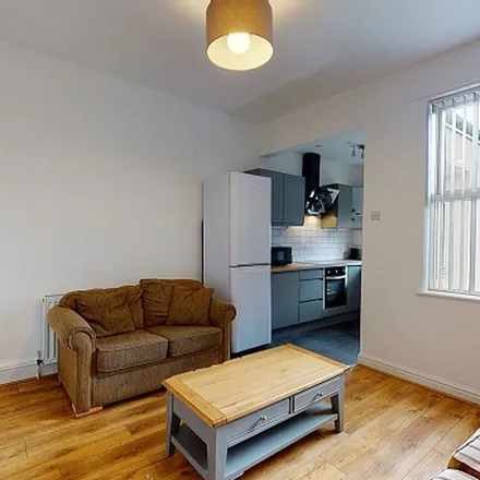 Rent this 5 bed apartment on Shoreham Street/Cherry Street in Shoreham Street, Cultural Industries