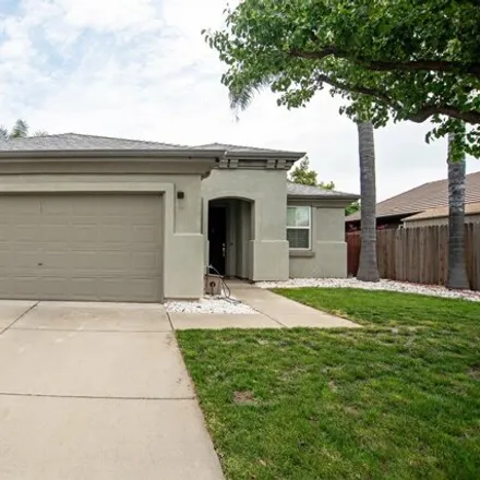 Buy this 3 bed house on 1752 McCarthy in Olivehurst, CA 95961