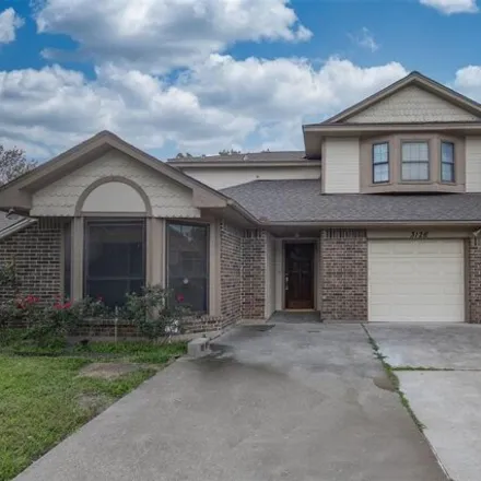 Rent this 4 bed house on Lazy Branch in First Colony, Sugar Land