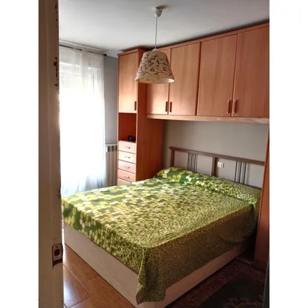 Image 1 - Carlos I, Calle del Sol, 4, 33300 Villaviciosa, Spain - Apartment for rent