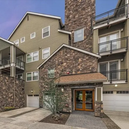 Buy this 1 bed condo on 11533 Southeast Hawk Ledge Way in Happy Valley, OR 97086