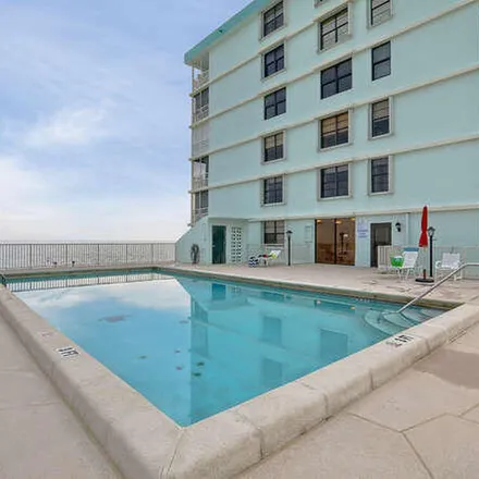 Image 5 - 916 Ocean Drive, Juno Beach, Palm Beach County, FL 33408, USA - Apartment for rent