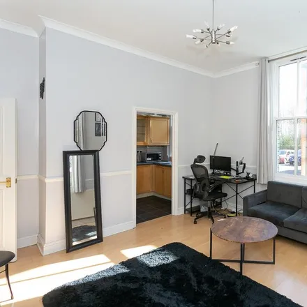 Image 4 - Mallard Road, Garston Manor, WD5 0GE, United Kingdom - Apartment for rent