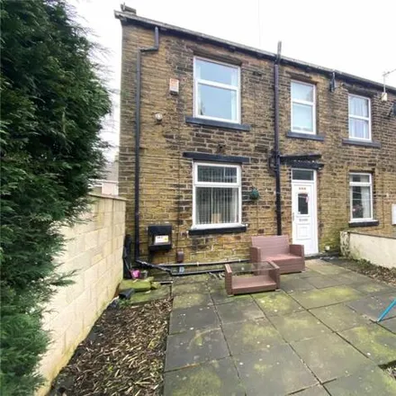 Buy this 2 bed house on Beacon Road Thorncroft Road in Beacon Road, Bradford