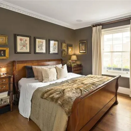 Image 4 - Christchurch Street, London, London, Sw3 - Townhouse for sale