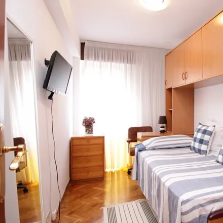 Rent this 3 bed room on Carrer del Concili de Trento in 08001 Barcelona, Spain