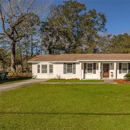 Buy this 3 bed house on 1119 Elbert Street in Darien, McIntosh County