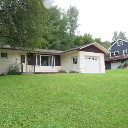 Buy this 3 bed house on 745 South Cairns Avenue in Richland Center, WI 53581